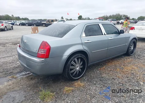 2006 Chrysler 300C from USA, damaged, VIN 2C3KA63H16H518752